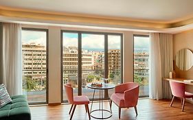 Zeus Essence Wyndham Athens Residence